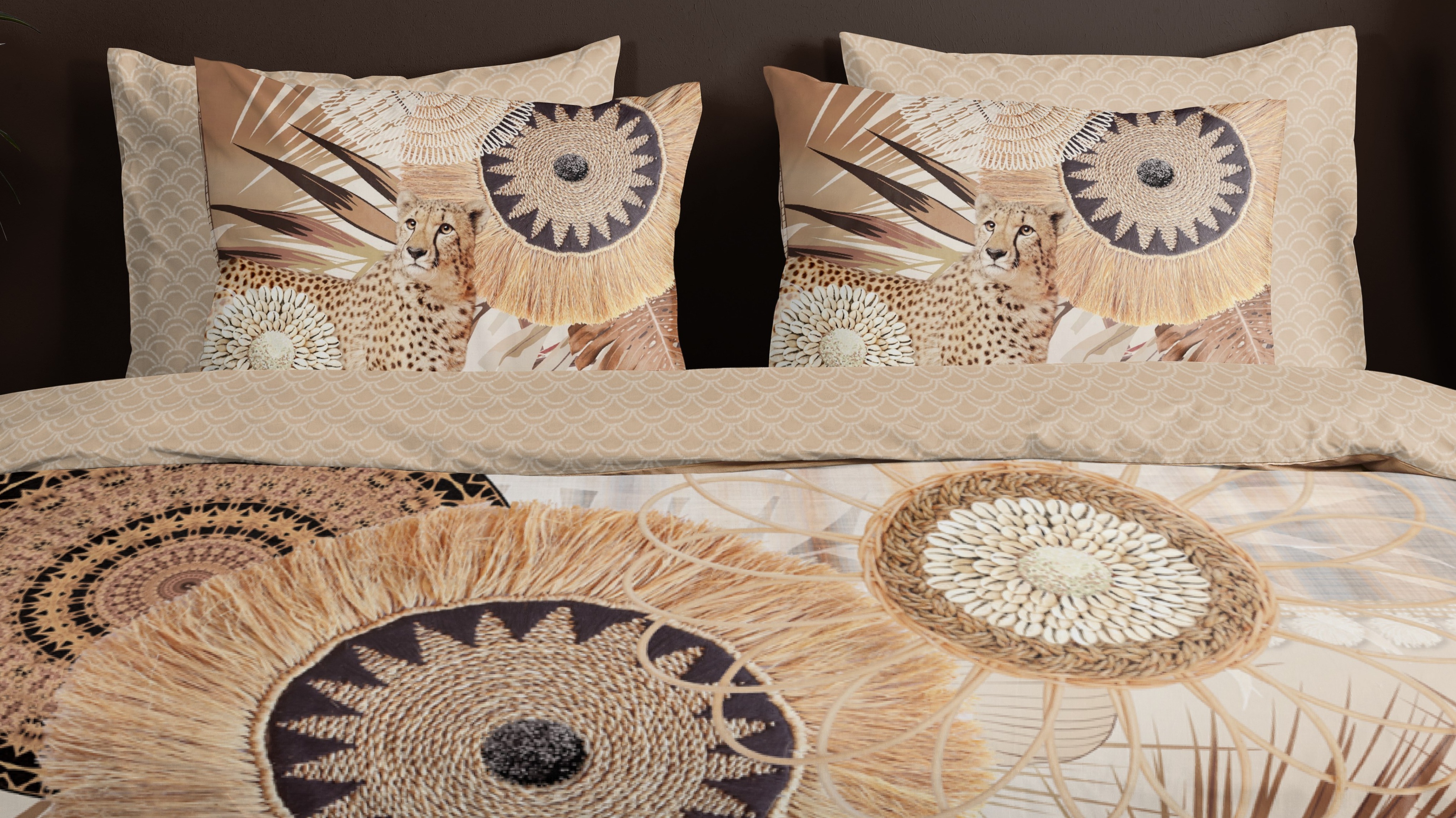 Dekbedovertrek Hip Raeni - Taupe close up