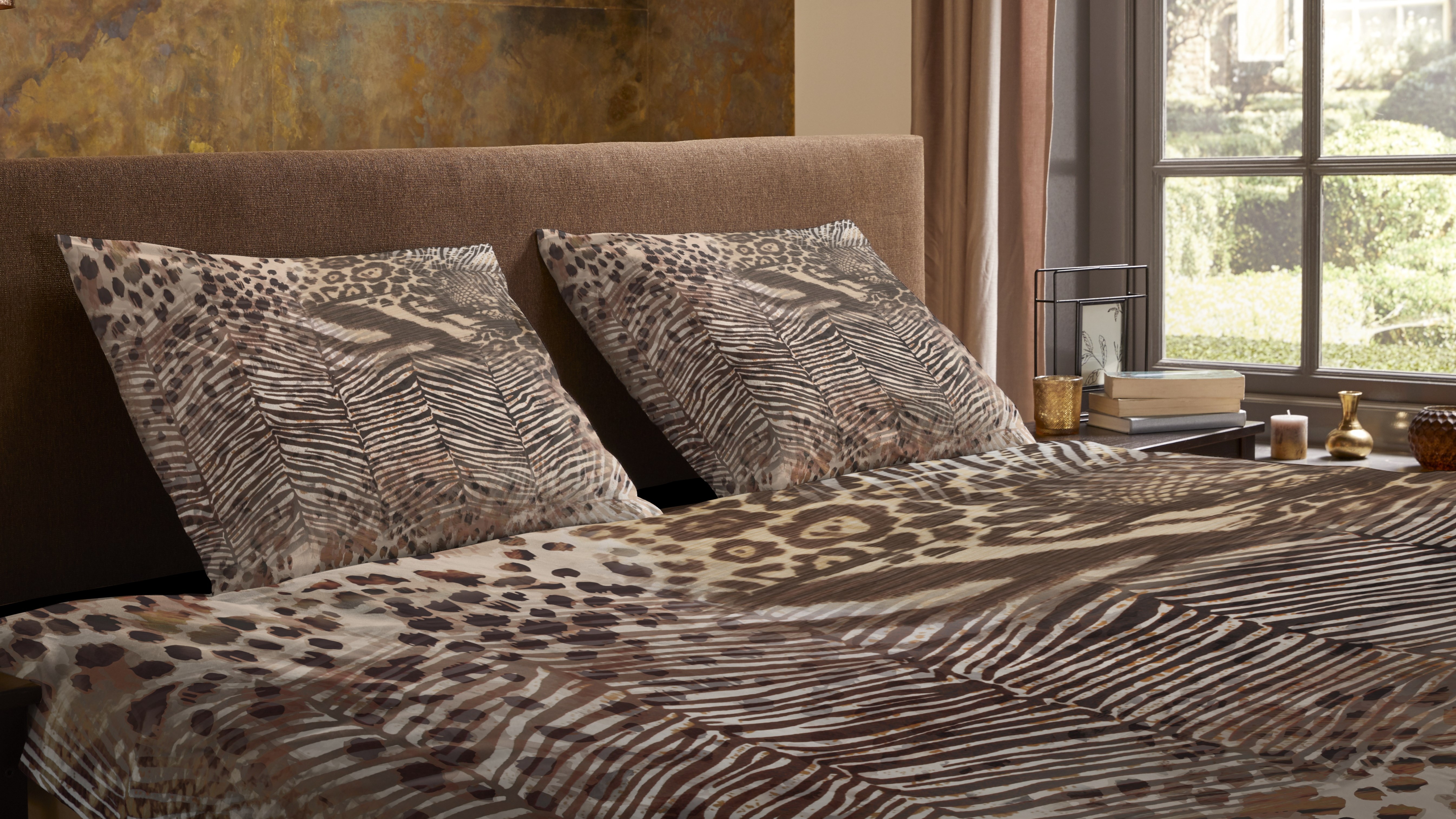 Dekbedovertrek Pure Skins - Brown close up