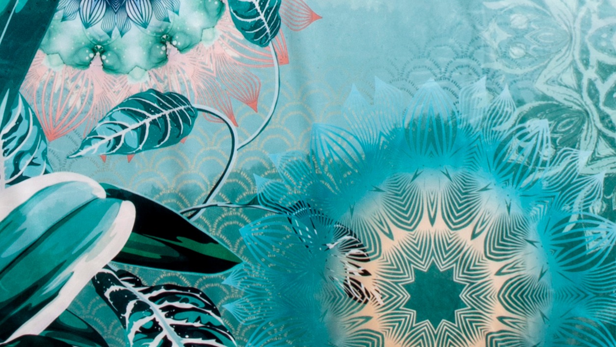 Plaid Hip Kimora - Multi details