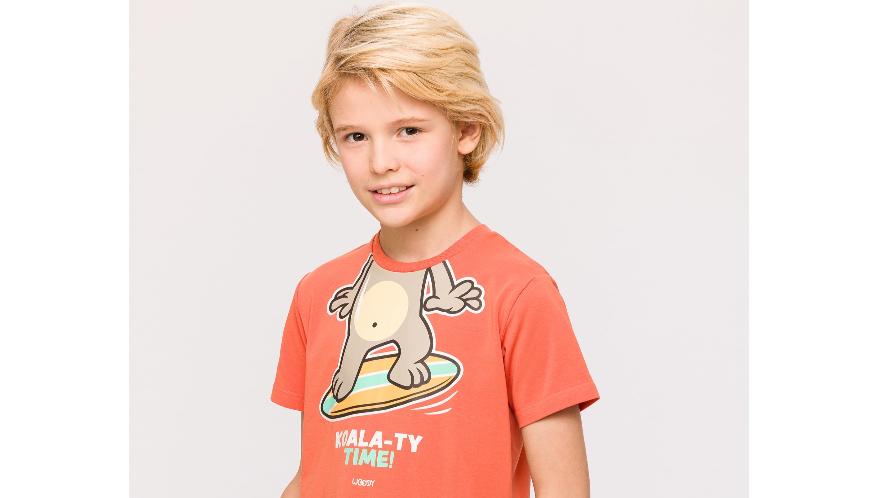 Pyjama Jongens Woody Short Koala Surf - Baksteenrood close up