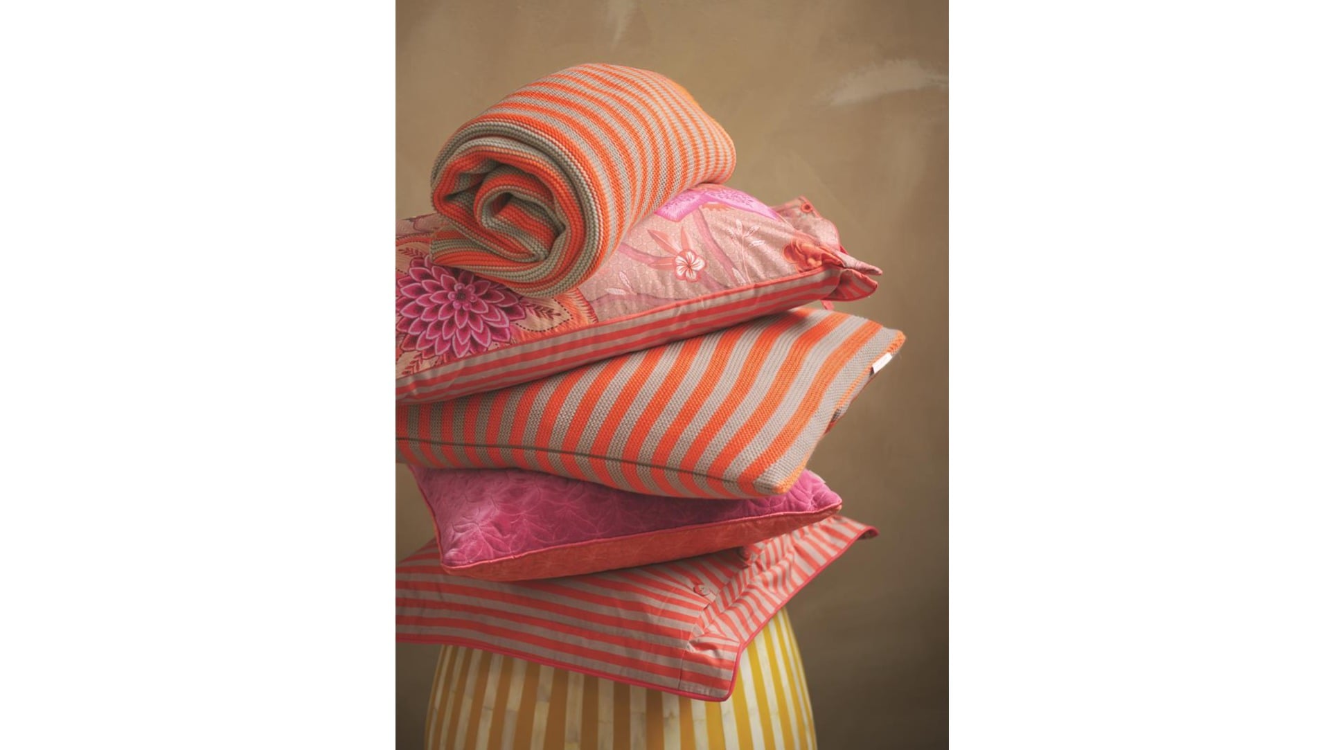 Sierkussen Pip Studio Bonsoir Stripe Cushion - Orange pillows
