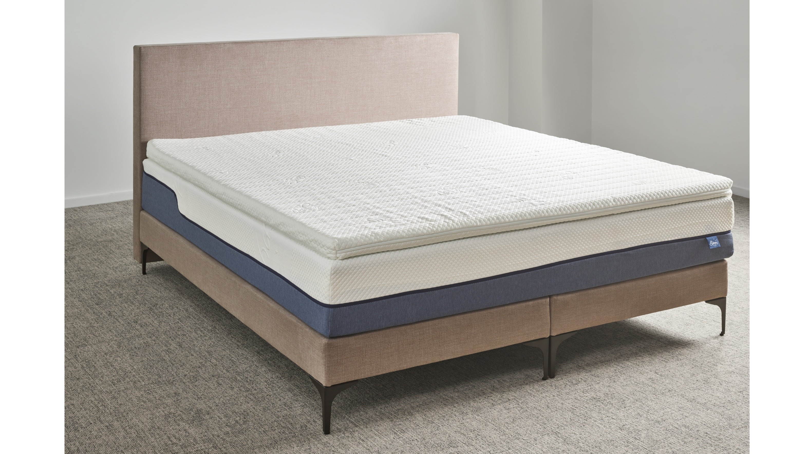 Sleepy Hybride Topper op boxspring