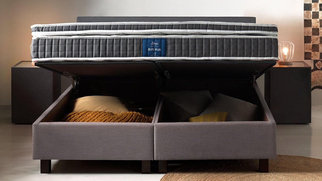 Sleepy Scandinavian Storage Open