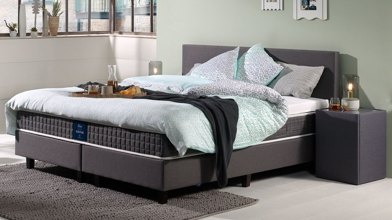 hotelbox_sleepy_limited_-_vlak